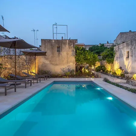 Palazzo Frangipane Salve