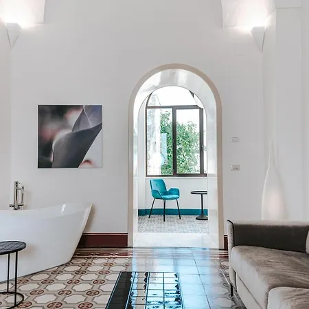 Bed and Breakfast Palazzo Frangipane 4*