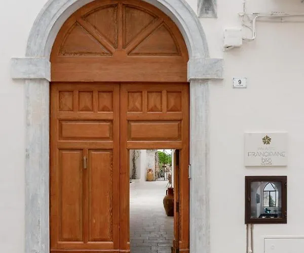 Palazzo Frangipane Panzió Salve