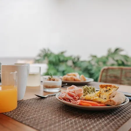 Palazzo Frangipane Bed & Breakfast Salve